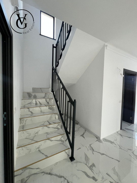 Casa individuala 4 camere | Ovidiu zona centrala