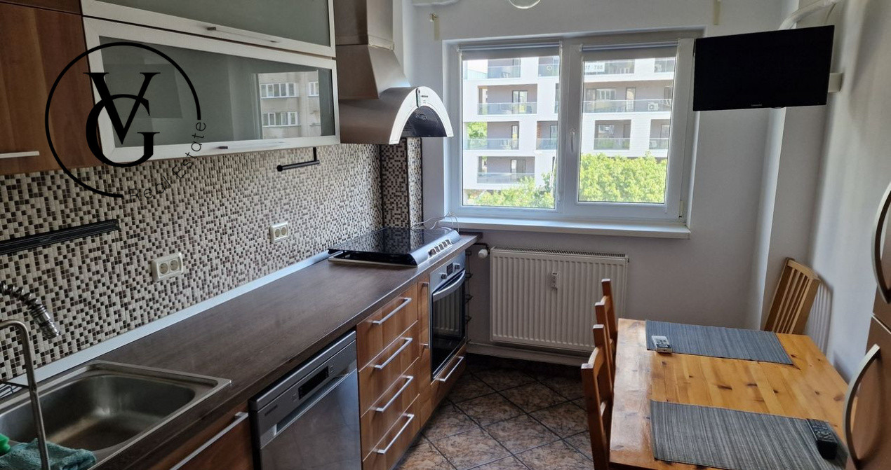 Apartament 3 camere - 13 Septembrie
