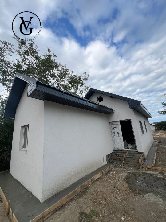 Casa de 3 camere | Lumina | se preda la cheie