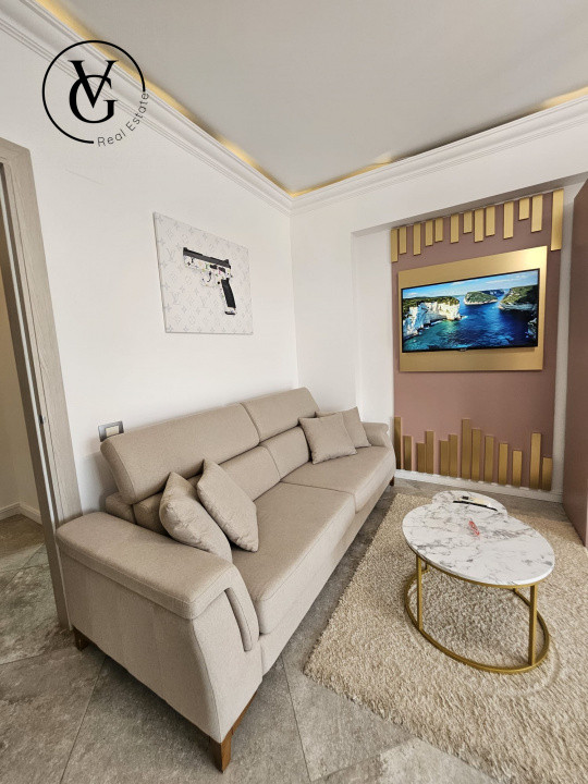 Vanzare garsoniera White Tower Mamaia