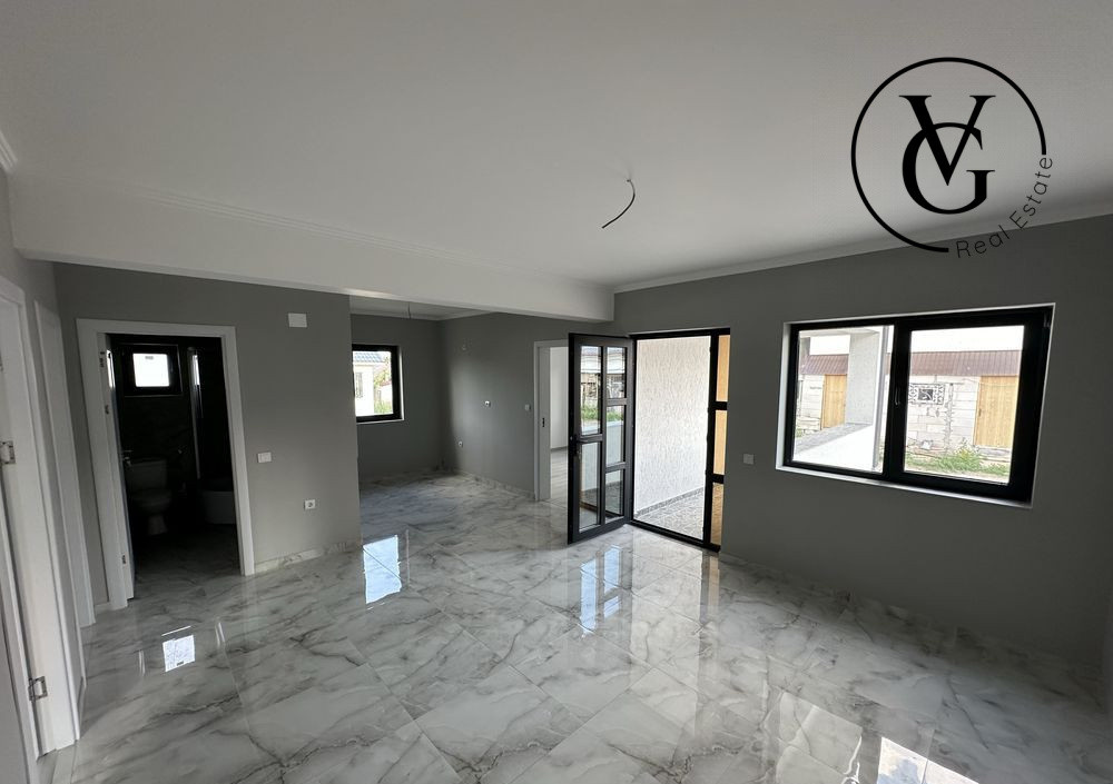 Casa de vanzare 4 camere | Navodari