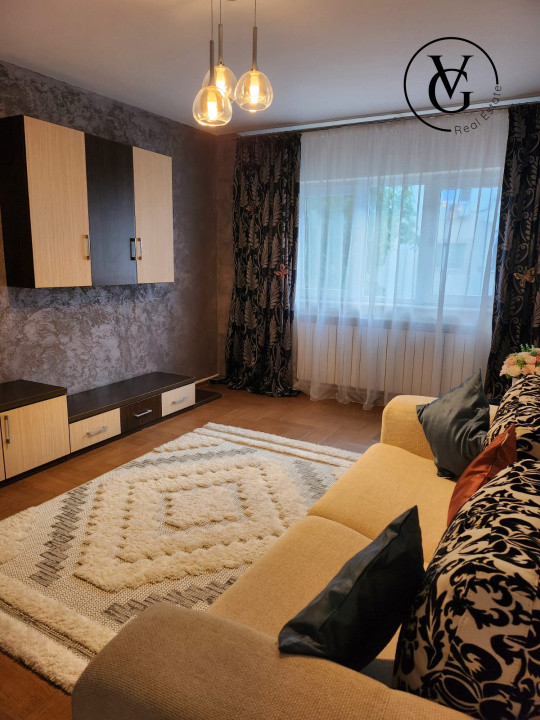 Apartament 2 camere - zona Poarta 6