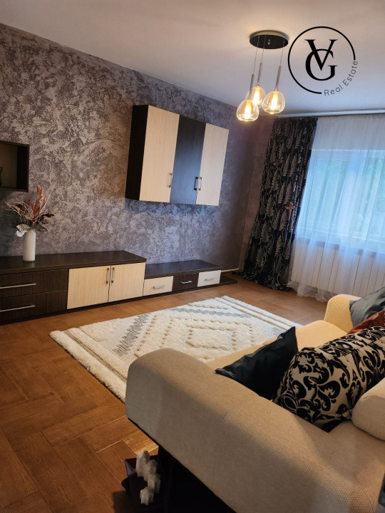 Apartament 2 camere - zona Poarta 6