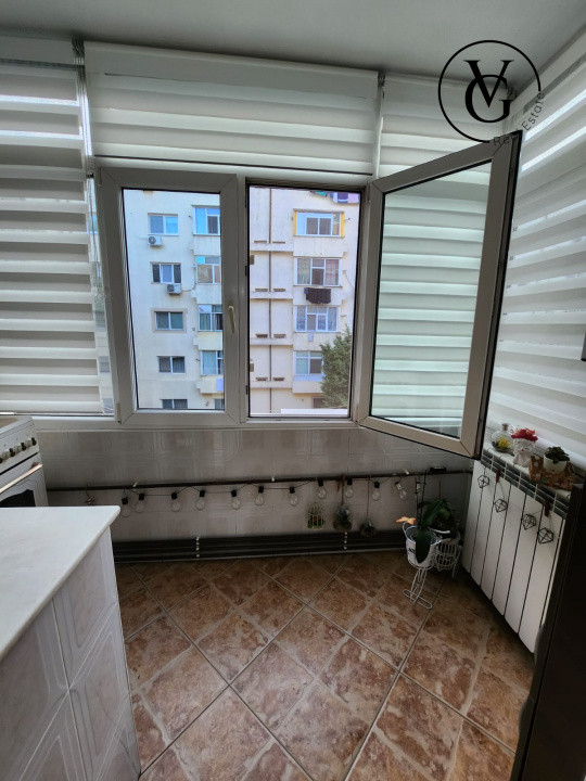 Apartament 2 camere - zona Poarta 6