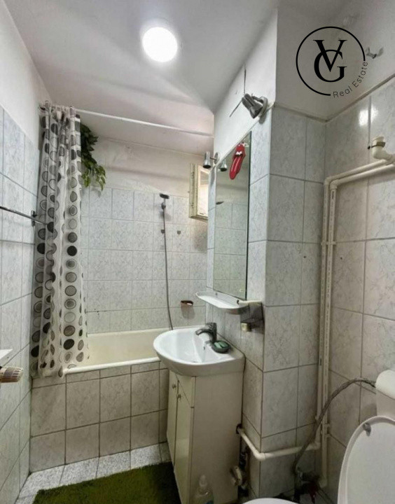 Apartament 3 camere - Drumul Taberei - Piata Moghioros