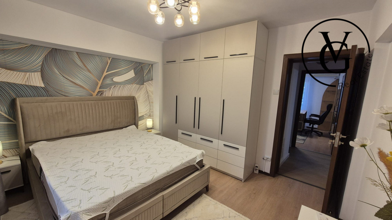 Apartament  3 camere modern - Decebal