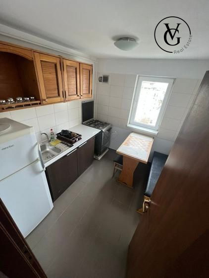 Apartament 3 camere - Metrou Pacii