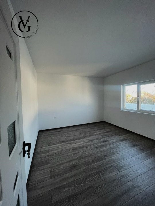 Casa individuala noua -4 camere-la cheie- Navodari