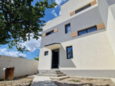 Vila Moderna - Ovidiu - Vedere catre lac (construcție 2025)