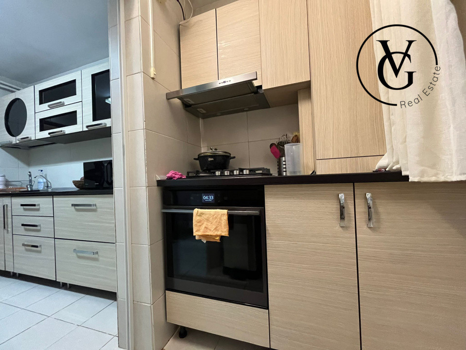 Apartament 3 camere - Metrou Dristor - Centrala Proprie