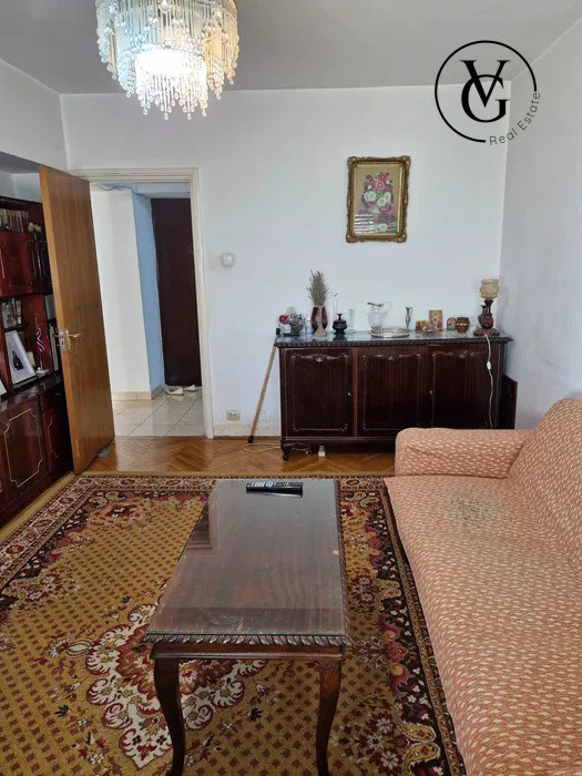 Apartament 3 camere Piata 1 Mai