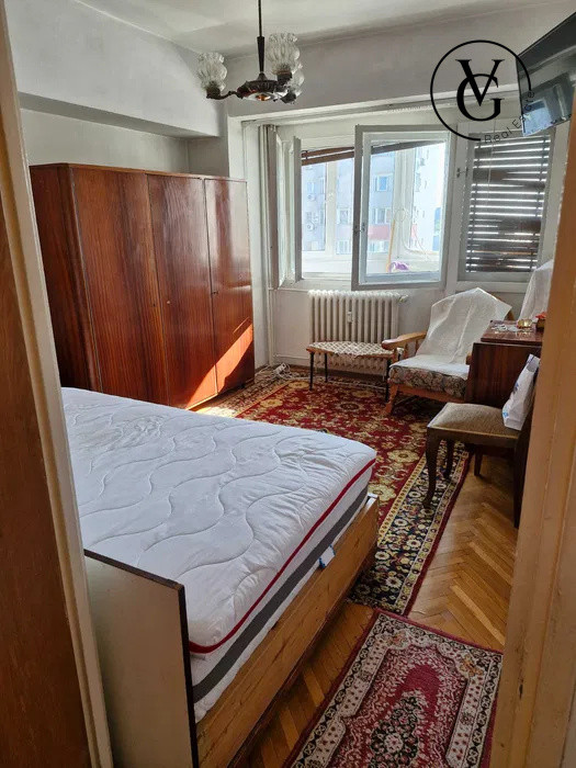 Apartament 3 camere Piata 1 Mai