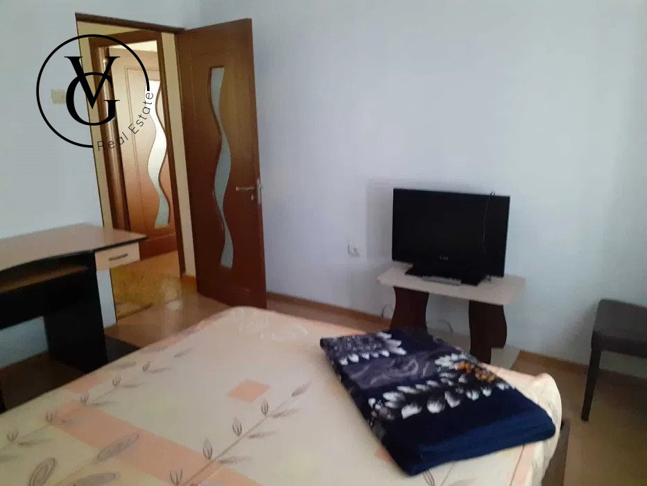 Apartament cu 3 camere în zona Campus - termen lung