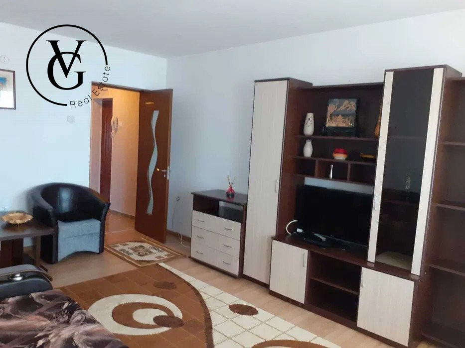 Apartament cu 3 camere în zona Campus - termen lung