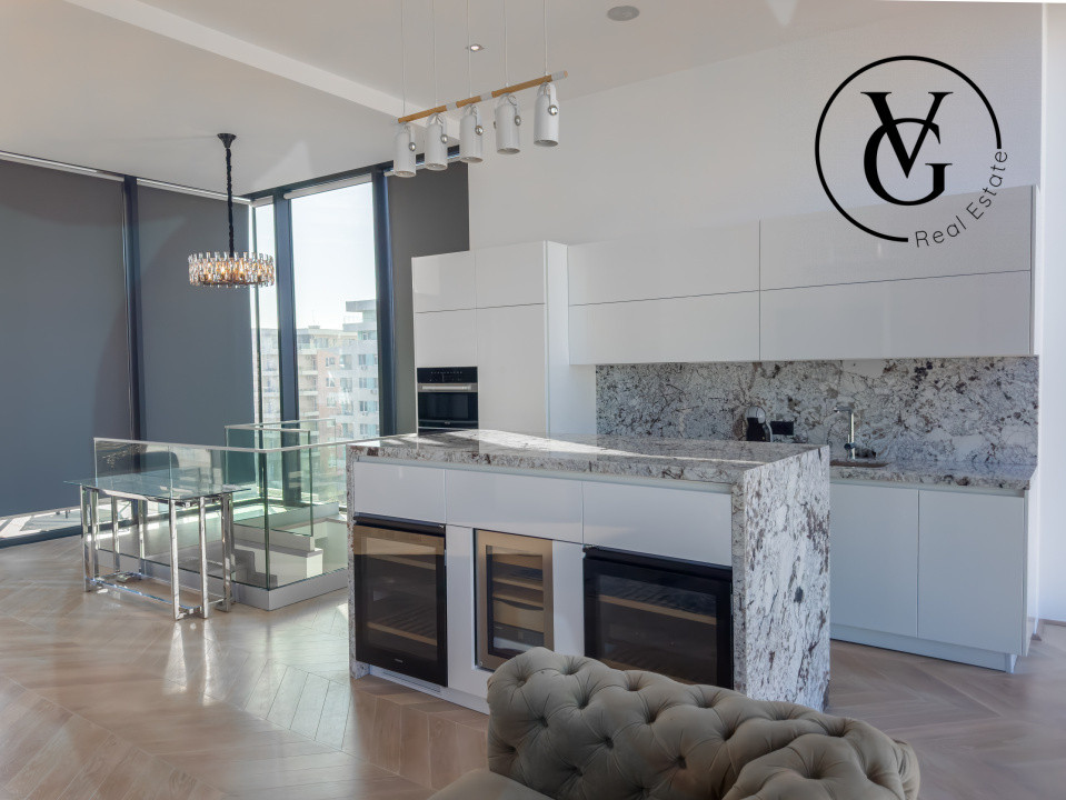 Penthouse | Duplex | One Mamaia | 300mp | Jacuzii