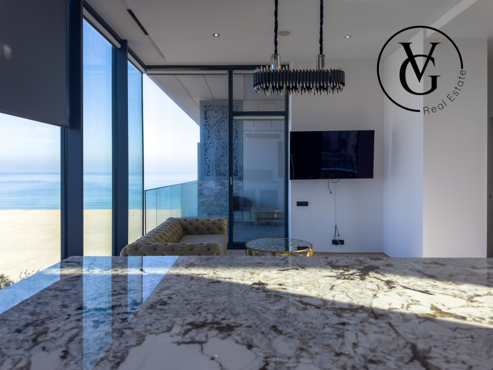 Penthouse | Duplex | One Mamaia | 300mp | Jacuzii