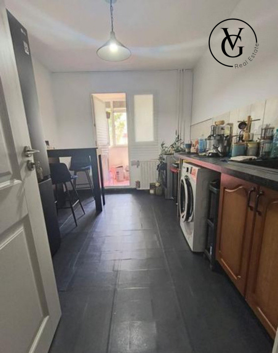 Apartament 4 camere - Piata Domenii 