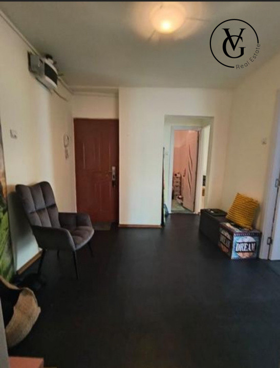 Apartament 4 camere - Piata Domenii 