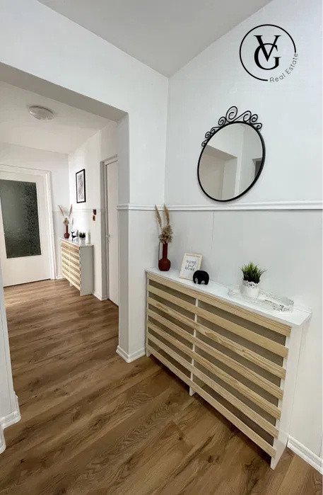 Apartament 3 camere - Navodari - Centrala proprie