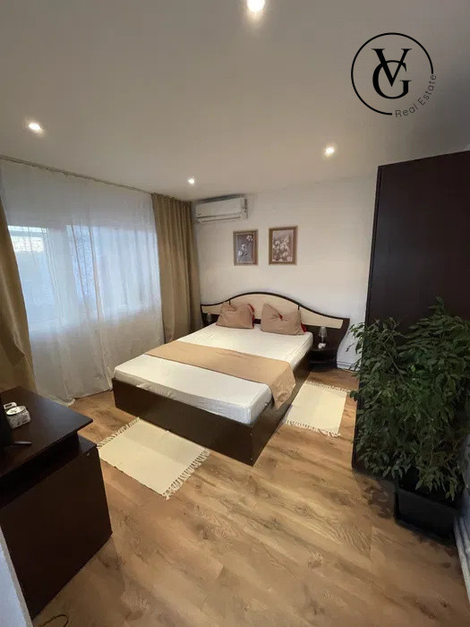 Apartament 3 camere - Navodari - Centrala proprie