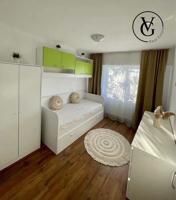 Apartament 3 camere - Navodari - Centrala proprie