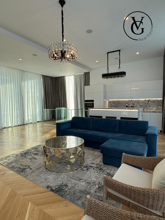Penthouse | Duplex | One Mamaia | 300mp | Jacuzii