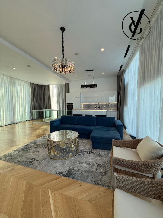 Penthouse | Duplex | One Mamaia | 300mp | Jacuzii