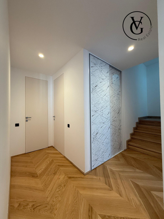Penthouse | Duplex | One Mamaia | 300mp | Jacuzii