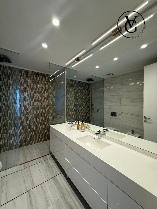 Penthouse | Duplex | One Mamaia | 300mp | Jacuzii