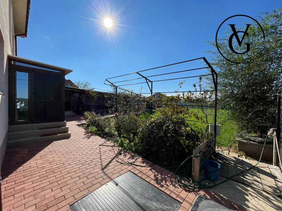 Casa spatioasa cu 8 dormitoare