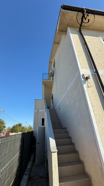 Casa spatioasa cu 8 dormitoare