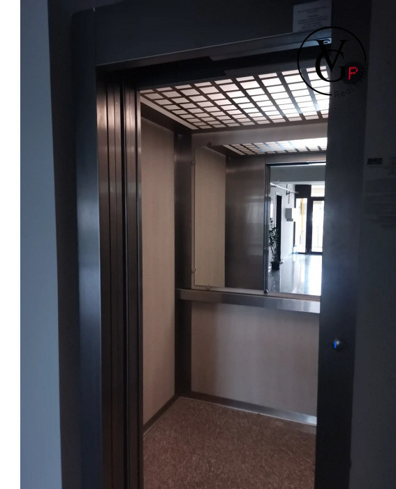 Apartament 2 camere + parcare- Zona Campus 