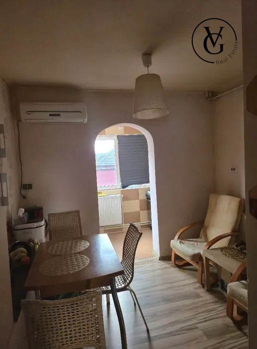 Apartament 2 camere + parcare - Navodari centru