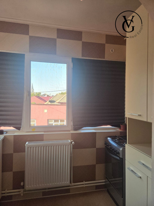 Apartament 2 camere + parcare - Navodari centru