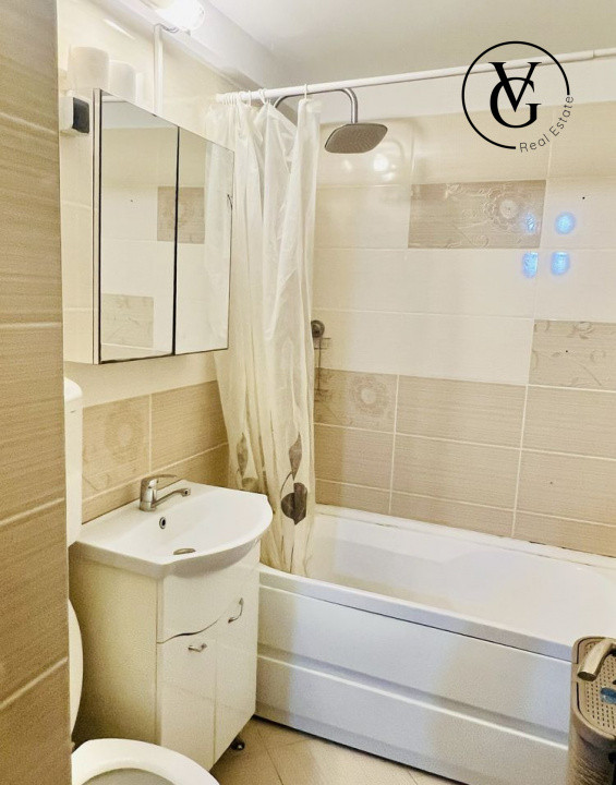 Apartament 2 camere - zona Tomis Mall - centrala proprie