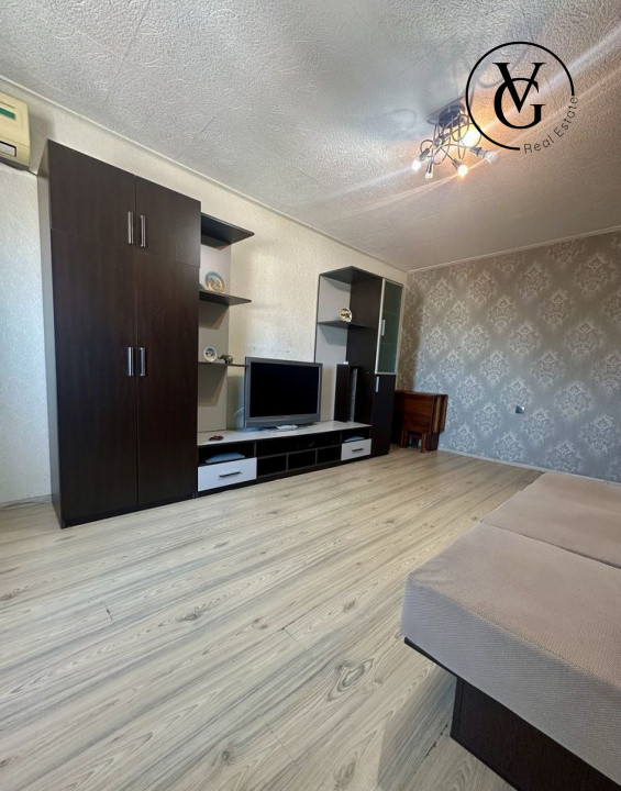 Apartament 3 camere - zona Tomis III - termen lung
