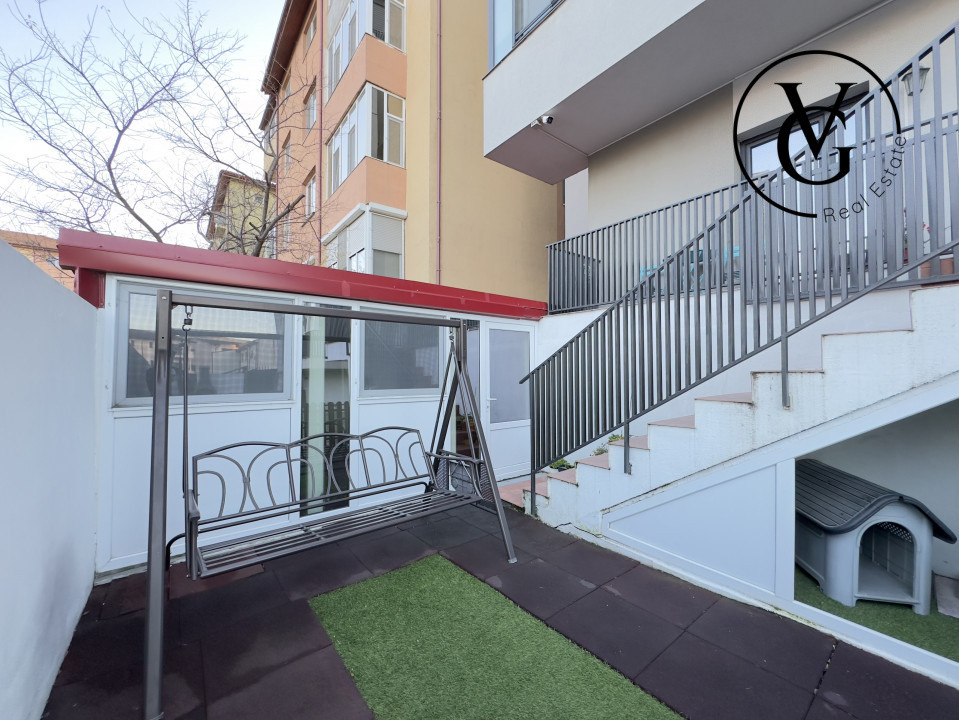 Apartament Compozitori, 101 mp curte în proprietate, garaj 