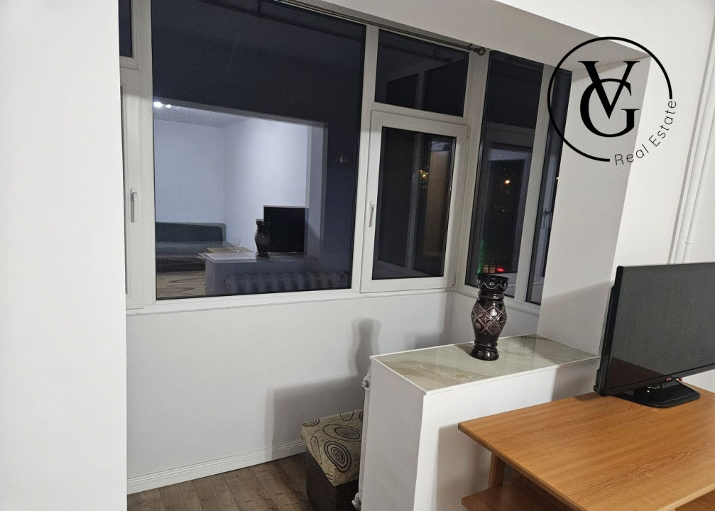 Garsoniera - zona Trocadero - pet friendly