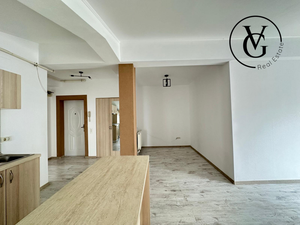 Apartament 3 camere - Navodari zona centrala