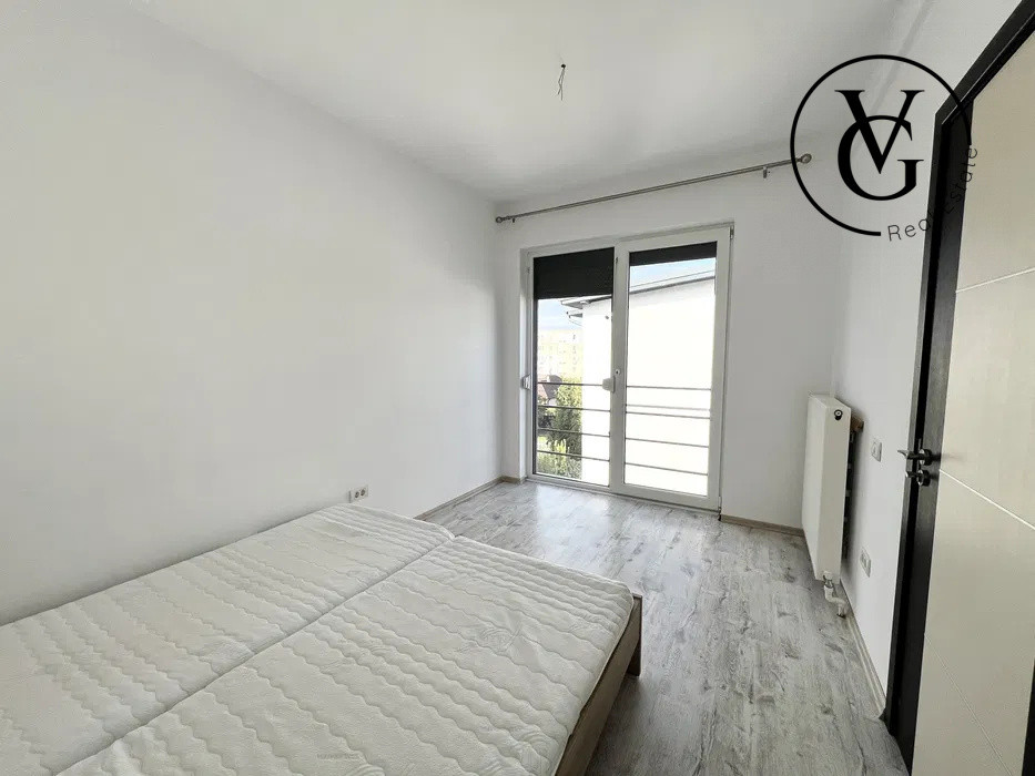 Apartament 3 camere - Navodari zona centrala