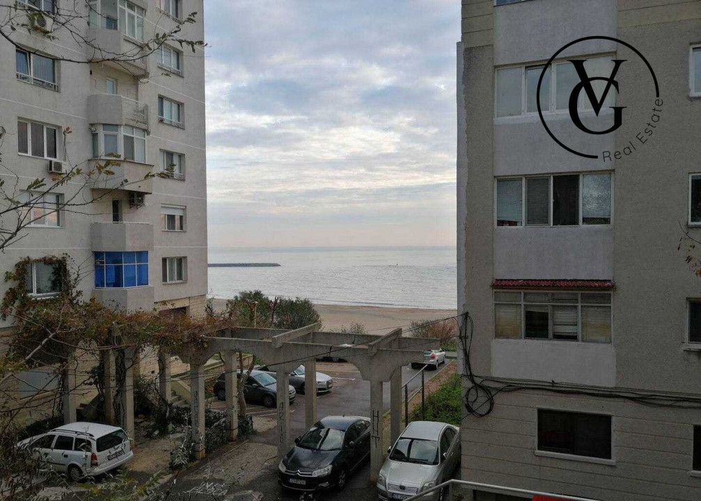 Apartament 4 camere - zona Faleza Nord - termen lung