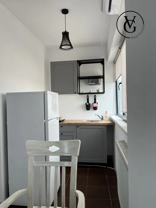Studio cu centrala proprie -  Zona Universitate