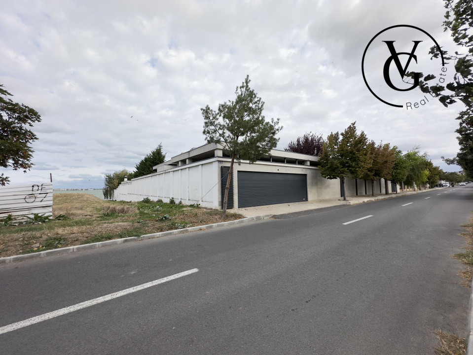 Teren construcții frontal  la lac -1784 mp -Ovidiu 