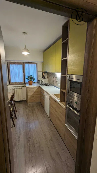 Apartament 3 camere Casa de Cultura