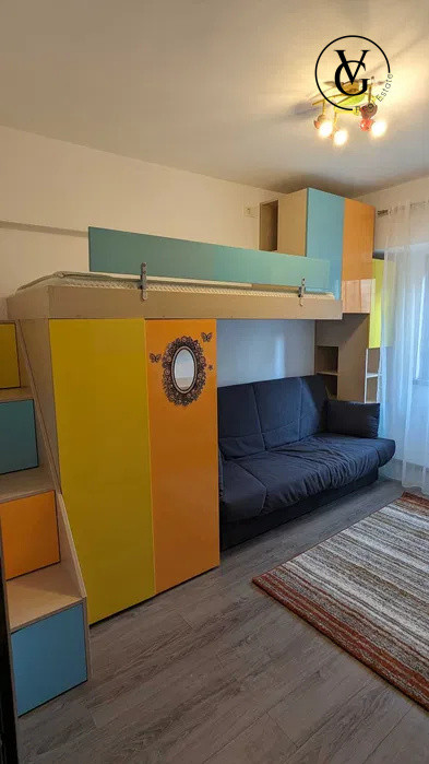 Apartament 3 camere Casa de Cultura