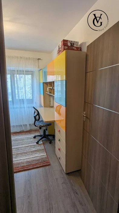 Apartament 3 camere Casa de Cultura