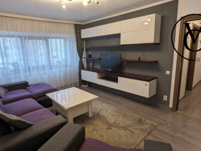 Apartament 3 camere Casa de Cultura