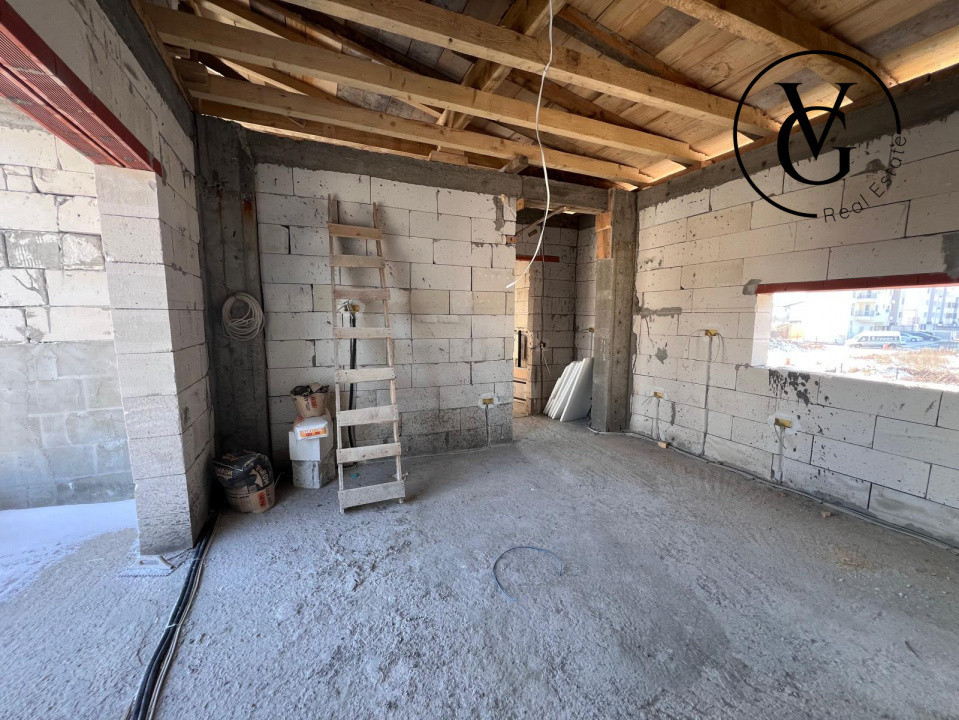 Aparthotel - Pretabil pentru investitie |  curte 185 mp