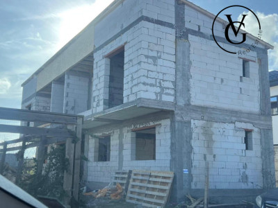 Aparthotel - Pretabil pentru investitie |  curte 185 mp