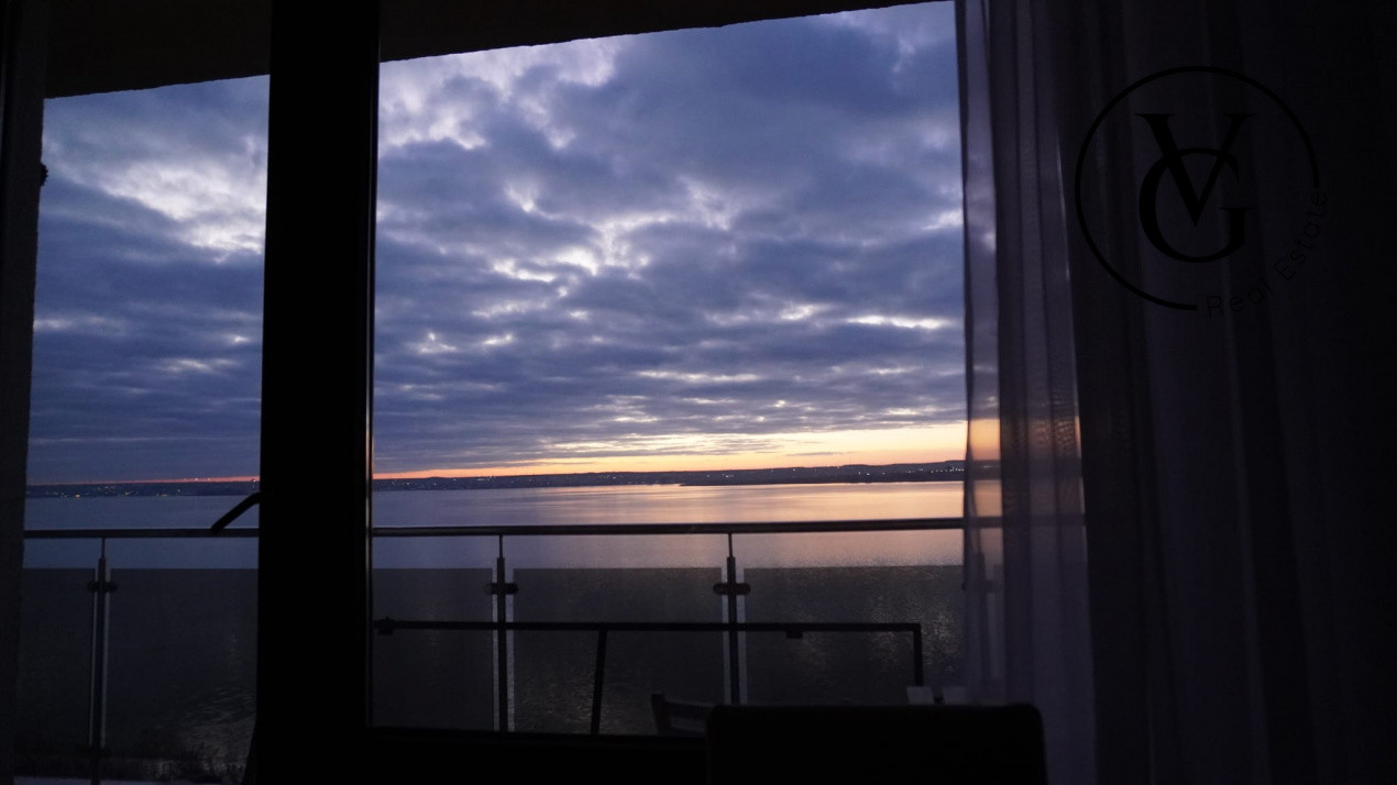 Apartament 2 camere + centrala proprie - Statiunea Mamaia